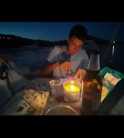 Barca A Vela Botel Portoferraio